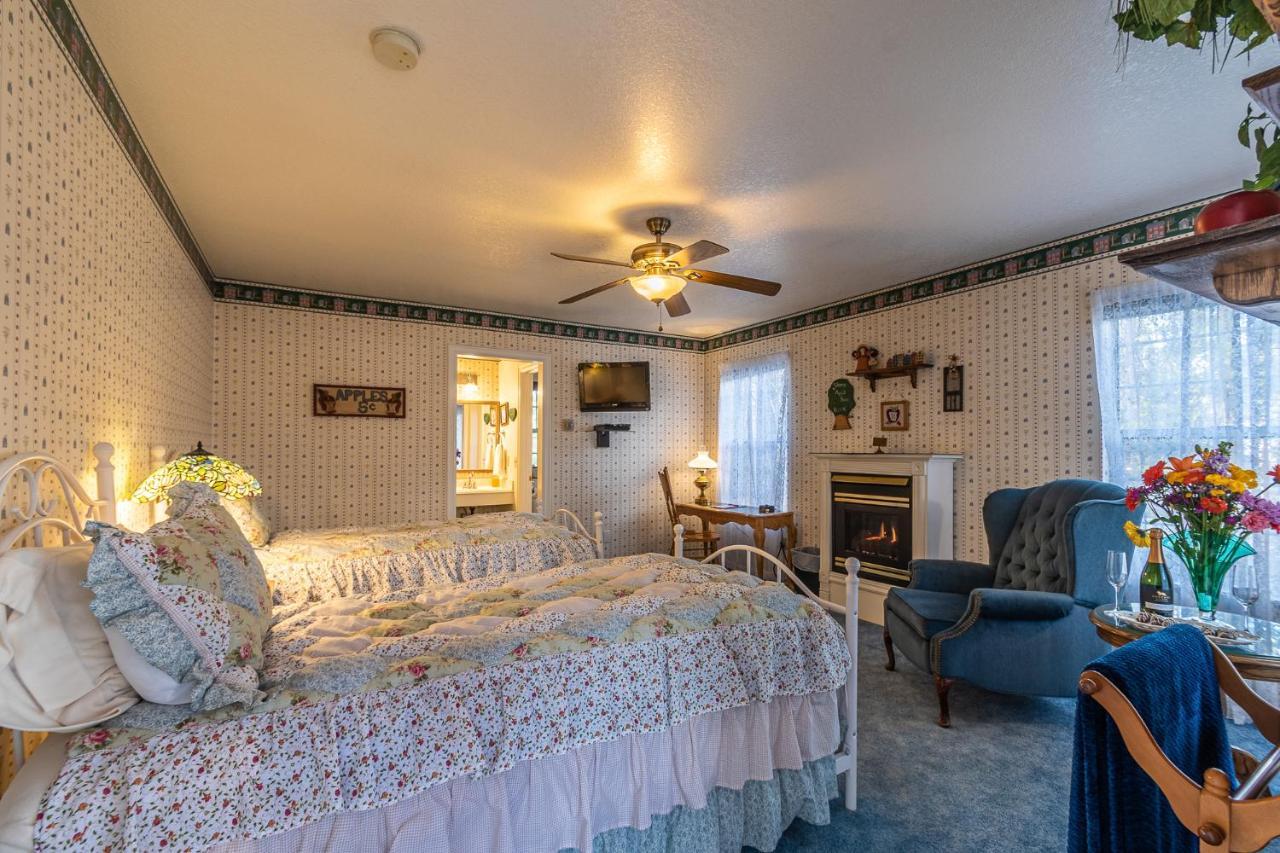 Apples Bed And Breakfast Inn Big Bear Lake Eksteriør bilde