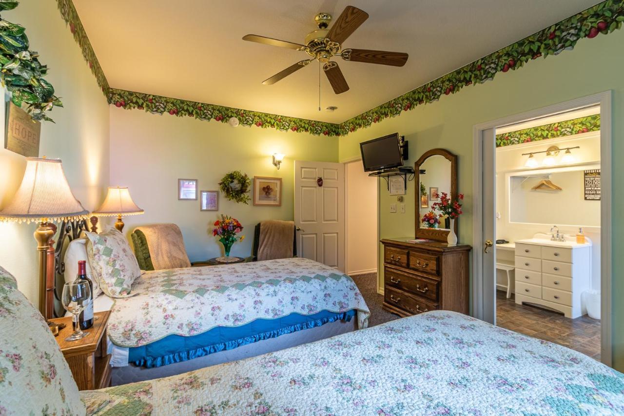 Apples Bed And Breakfast Inn Big Bear Lake Eksteriør bilde