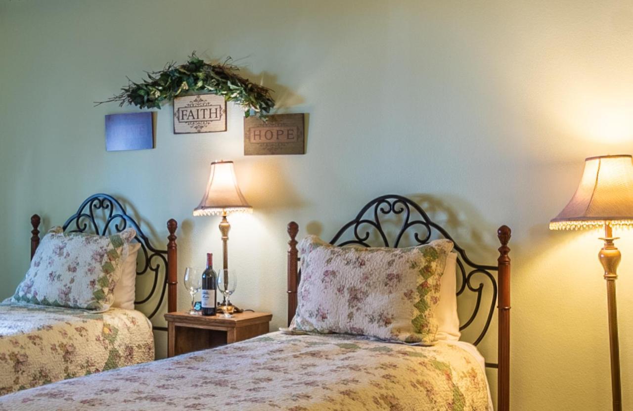 Apples Bed And Breakfast Inn Big Bear Lake Eksteriør bilde