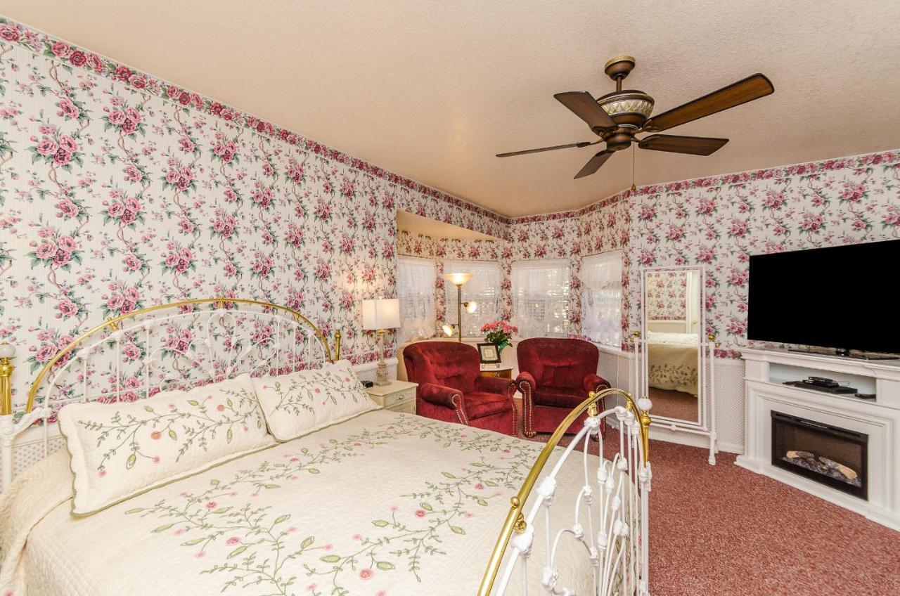 Apples Bed And Breakfast Inn Big Bear Lake Eksteriør bilde